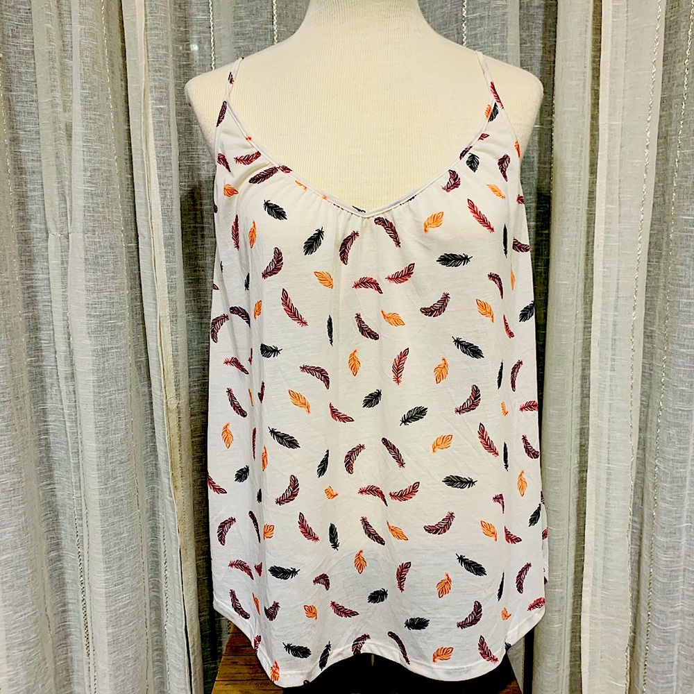H&M feathers print Top